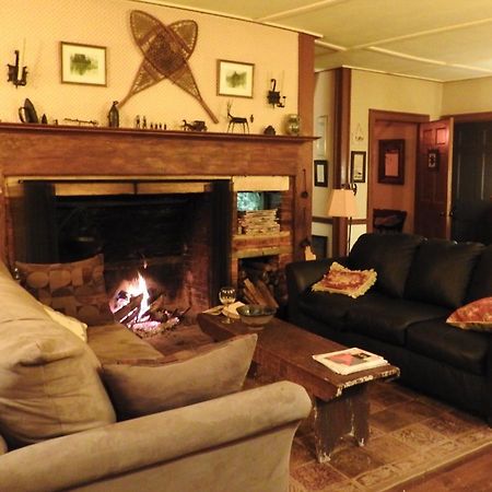 The Chipman Inn Ripton エクステリア 写真