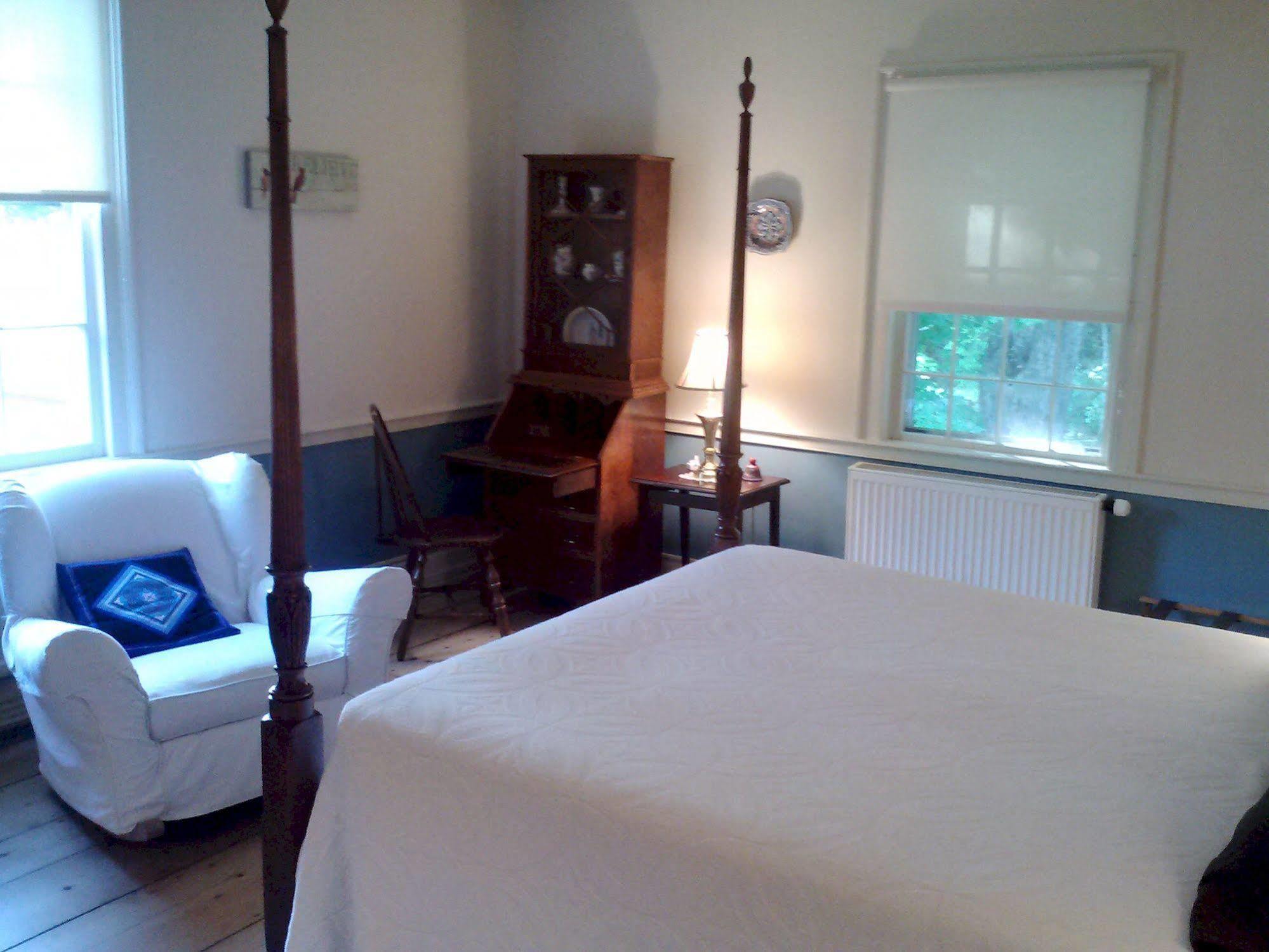 The Chipman Inn Ripton エクステリア 写真