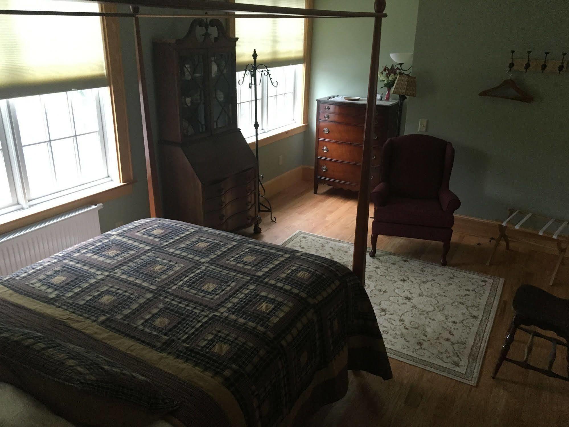 The Chipman Inn Ripton エクステリア 写真